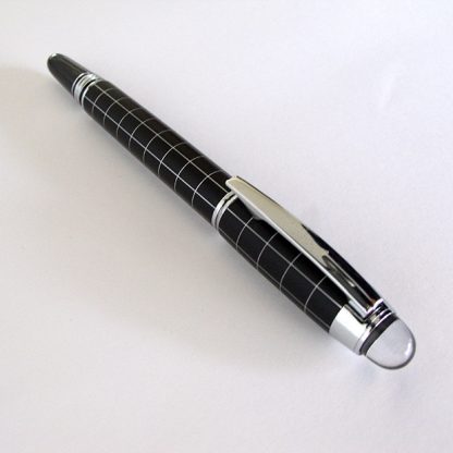 Baoer-79-Fountain-Pen-Side