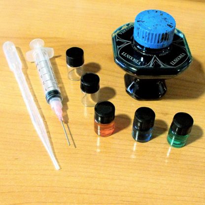 2ml Glass Bottle With Screw Cap (Black) - Image 4