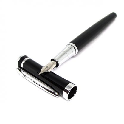 Black-InexPens-Giulia-Fountain-Pen-Profile