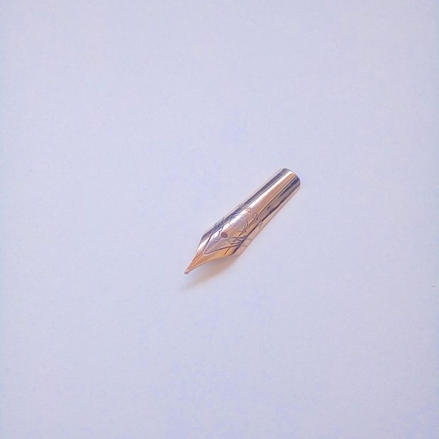 Fountain-Pen-Medium-Plated-Gold-Nib