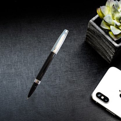 Beautiful-InexPens-Leonora-Fountain-Pen