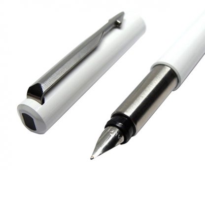 New-Old-Stock-White-Parker-Vector-Fountain-Pen