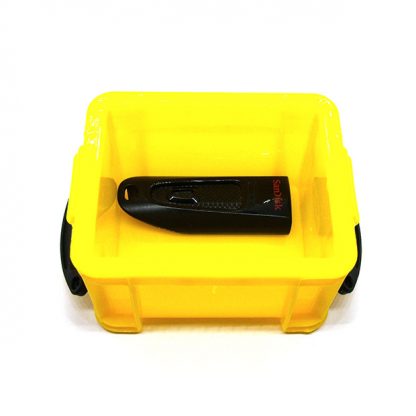 USB-Storage-Pen-Organizer-Case-(Yellow)