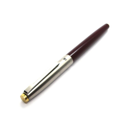 Hero 329 Fountain Pen (Burgundy) Cap Details