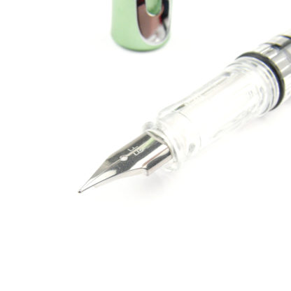 Wing Sung 3008 Fountain Pen EF Nib (Green)