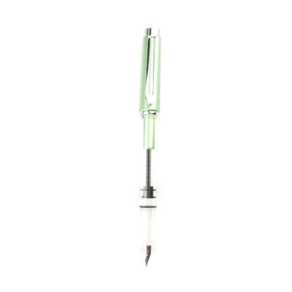 Wing Sung 3008 Fountain Pen With Cap Posted (Green)