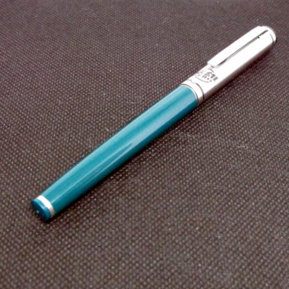 Hero 240 Vintage NOS Fountain Pen (Green) Details