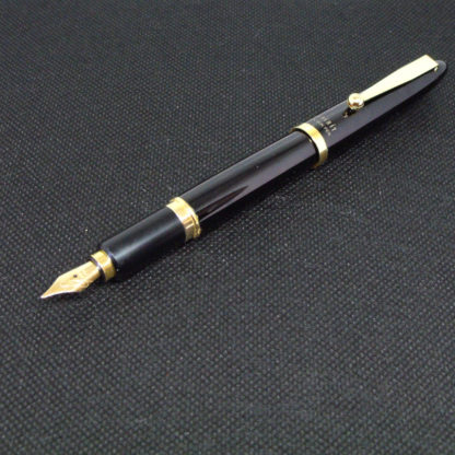 Ohto F Spirit Fountain Pen With Gold Nib