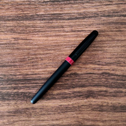 Unique Black & Red Metal Fountain Pen Body