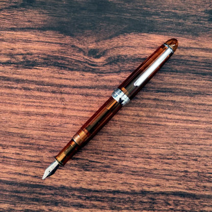 Unique Brown 992 Fountain Pen Posted